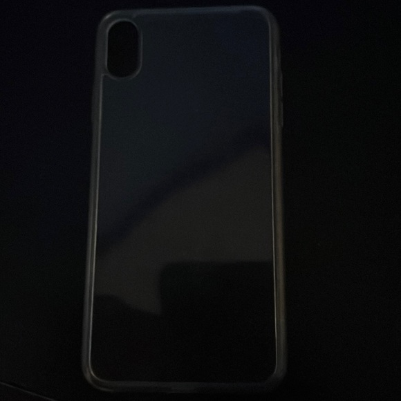 iPhone 10 case - Picture 1 of 1